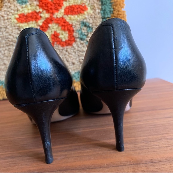 Jimmy Choo Black Leather 2.5 Inch Pumps Size 37.5 - Picture 4 of 11
